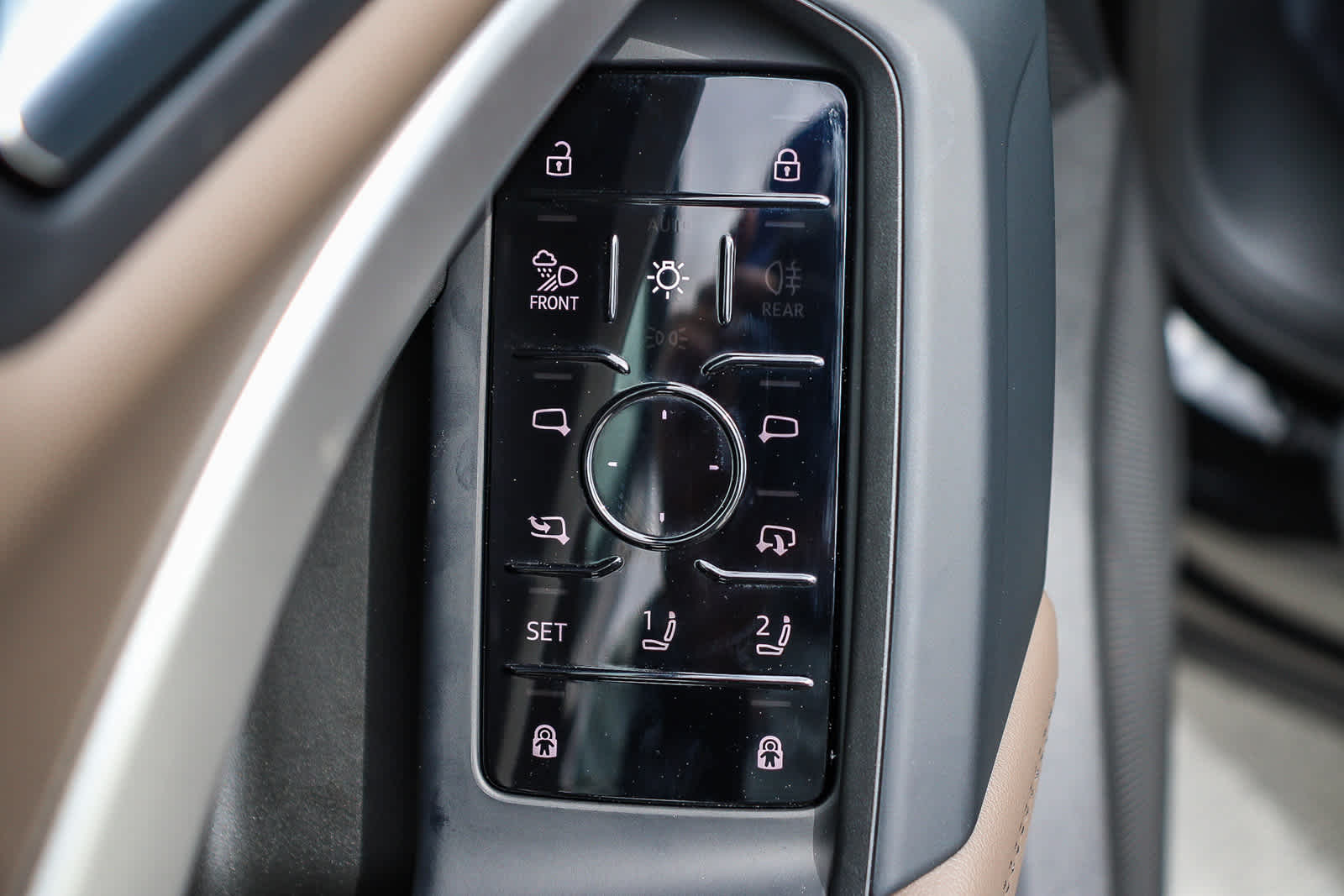 Thumbnail: 2025 Audi Q5 - 31