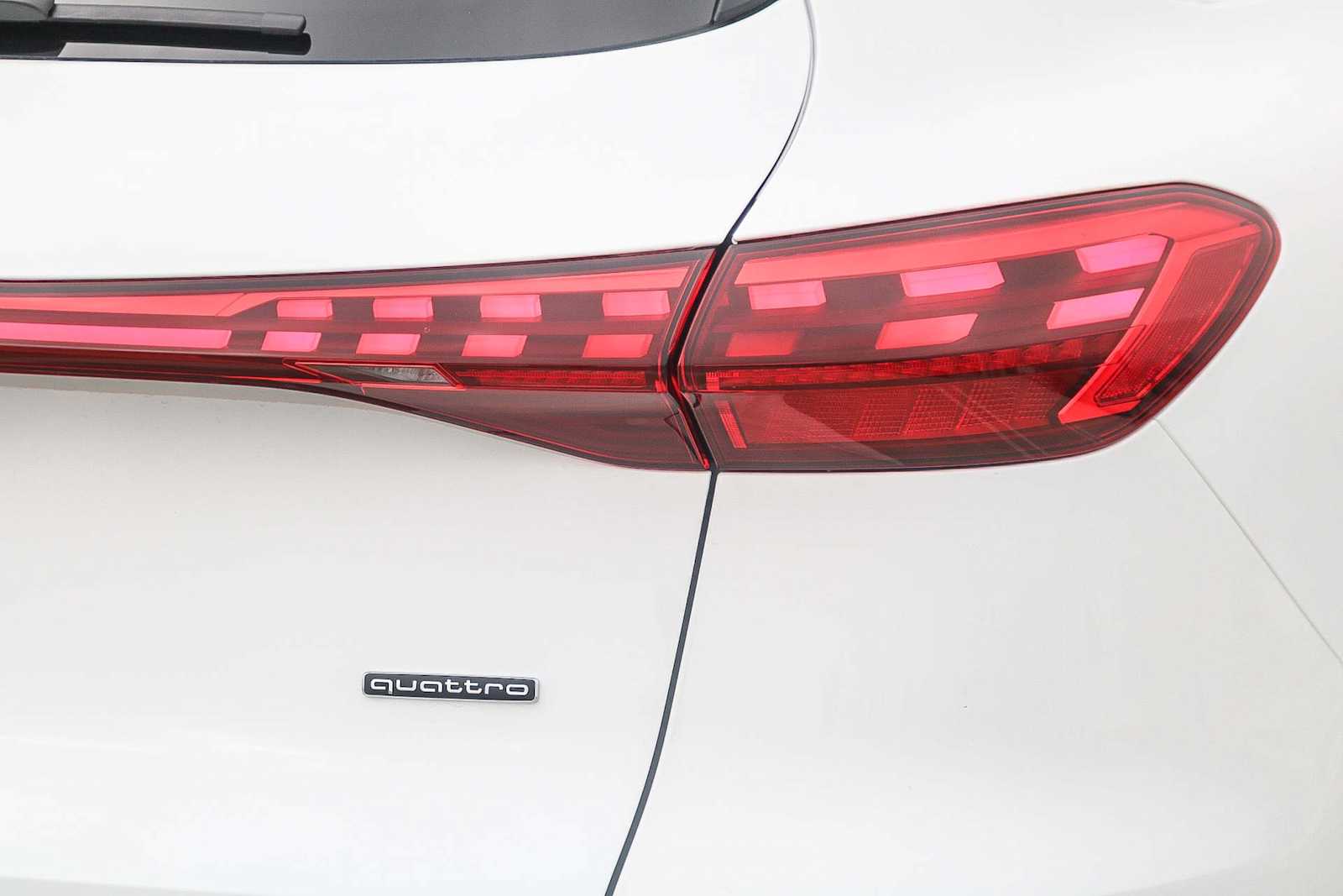 Thumbnail: 2025 Audi Q5 - 9