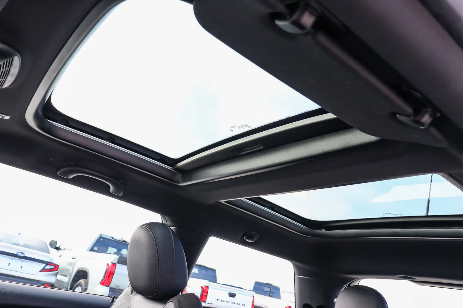 Thumbnail: 2023 MINI Cooper Hardtop - 30