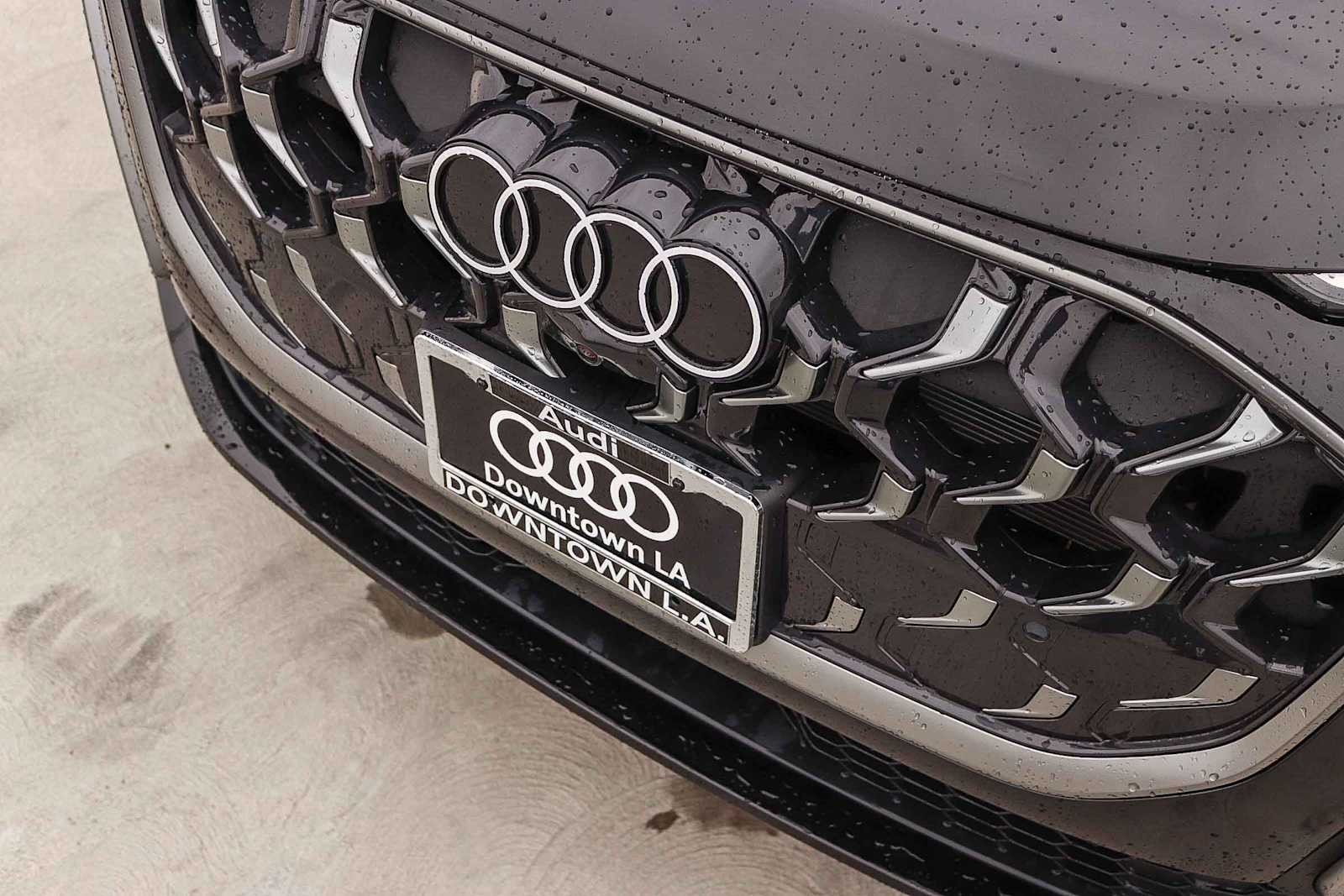 Thumbnail: 2026 Audi Q5 - 8