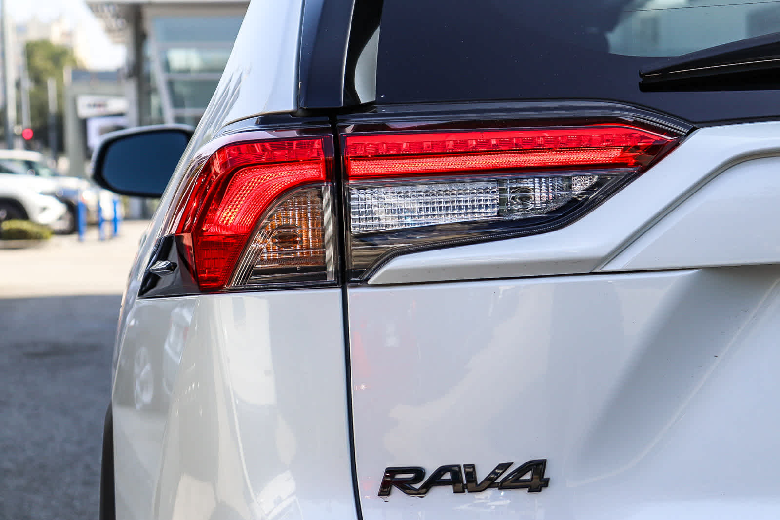 Thumbnail: 2021 Toyota RAV4 - 12
