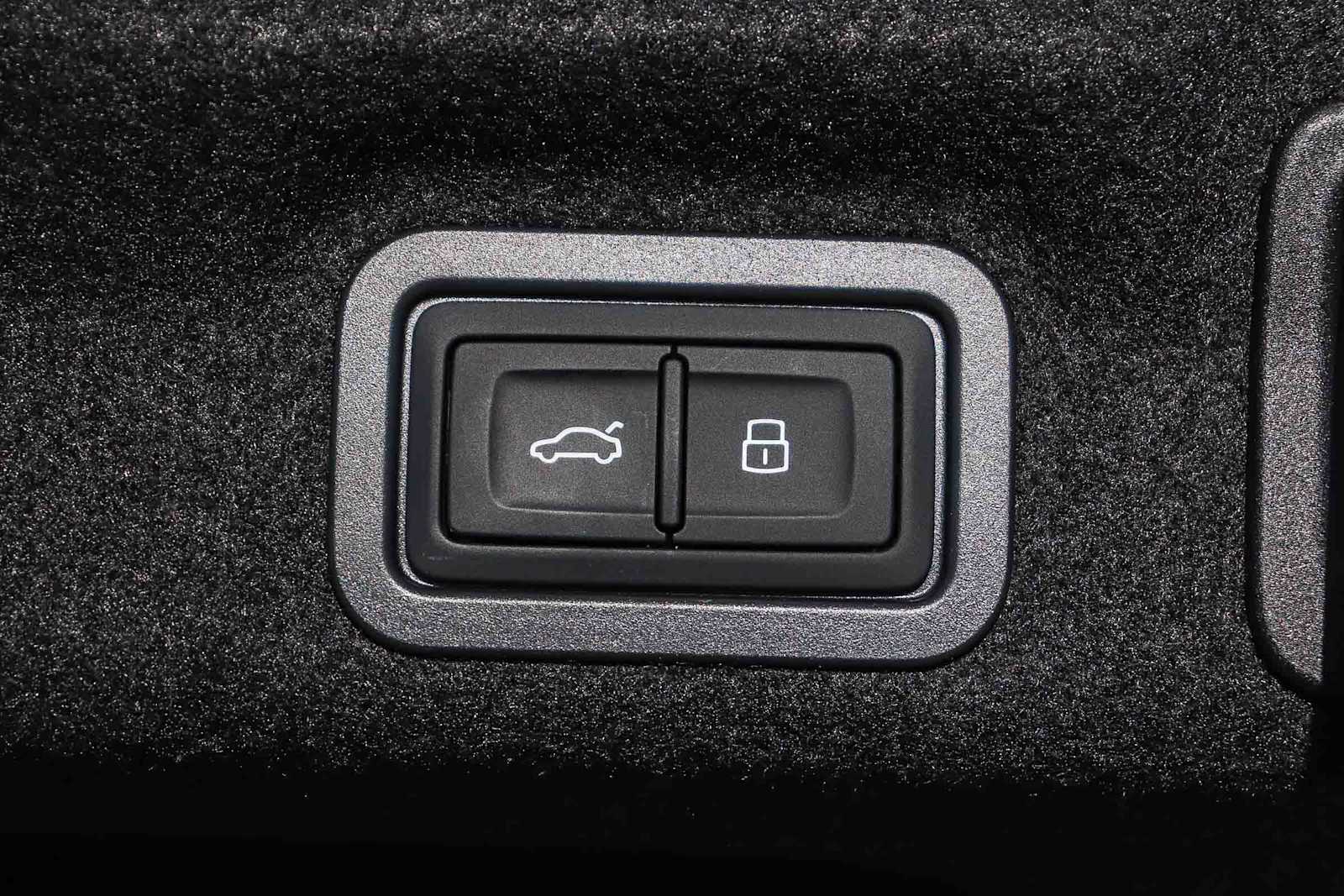 Thumbnail: 2026 Audi A6 - 37