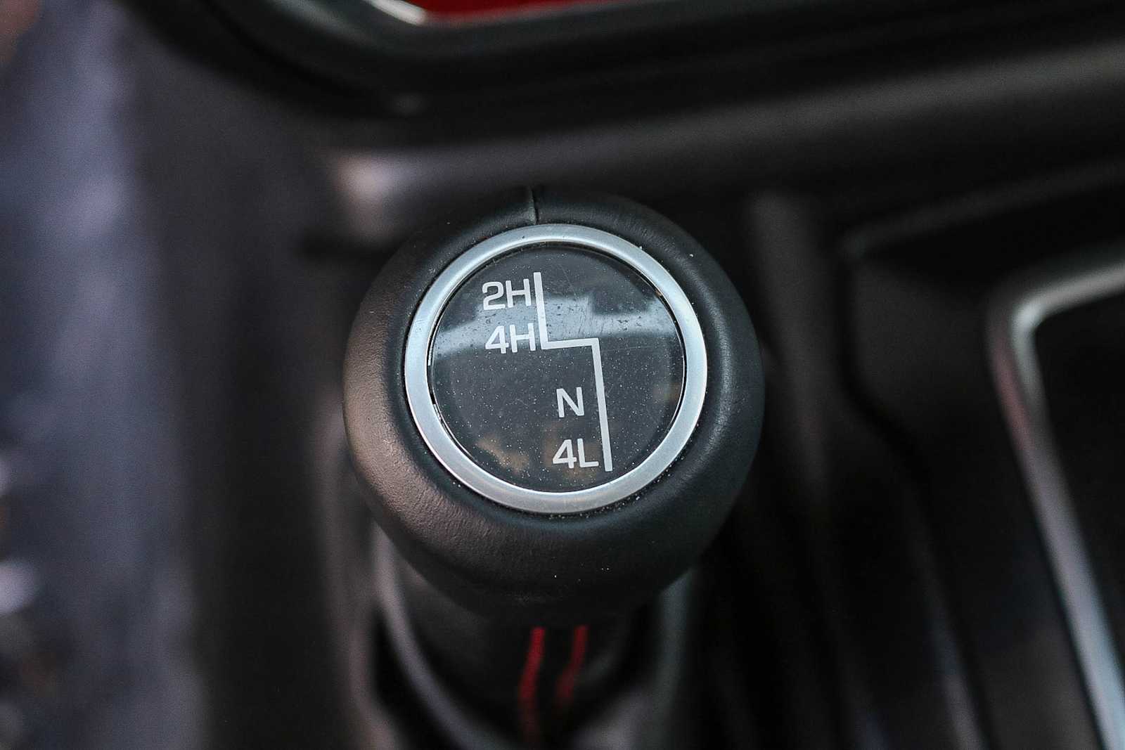 Thumbnail: 2018 Jeep Wrangler - 32