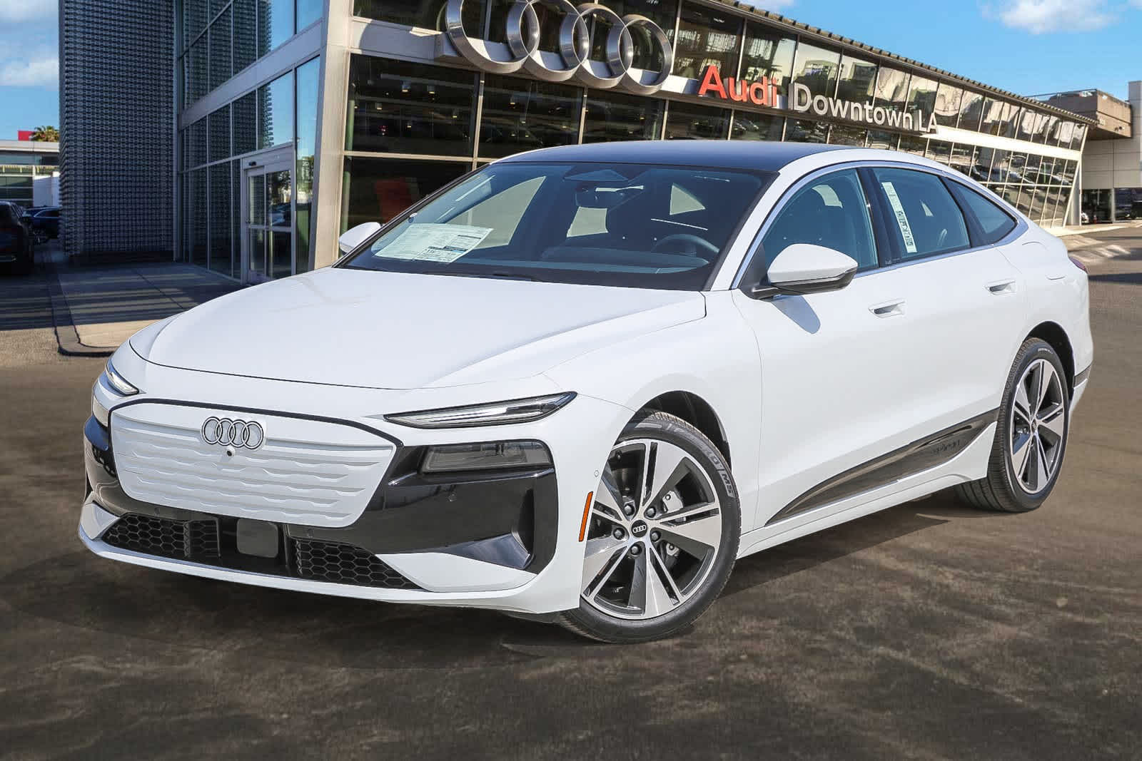 2025 Audi e-tron Premium -
                  Los Angeles, CA