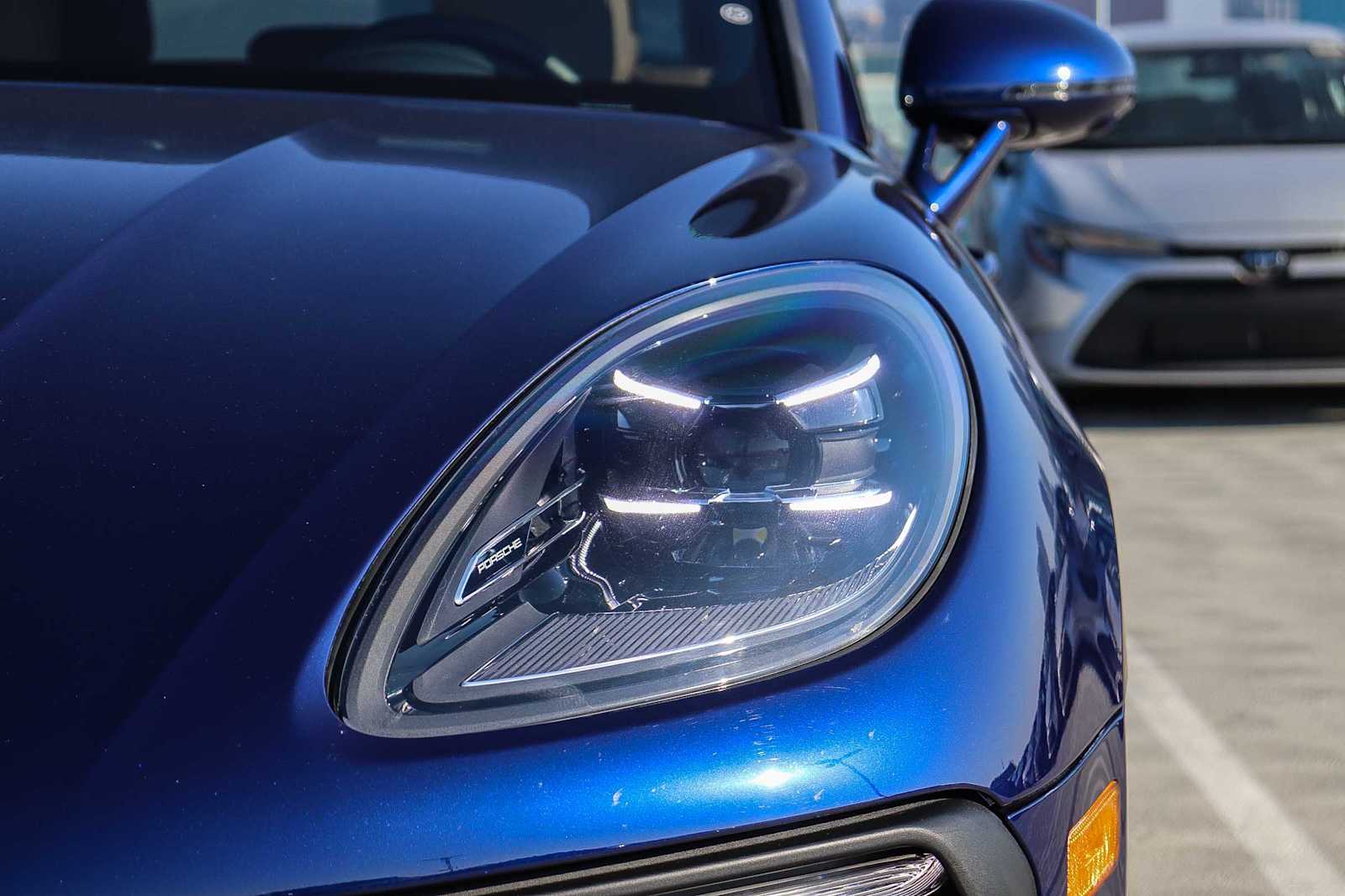 Thumbnail: 2024 Porsche Macan - 4