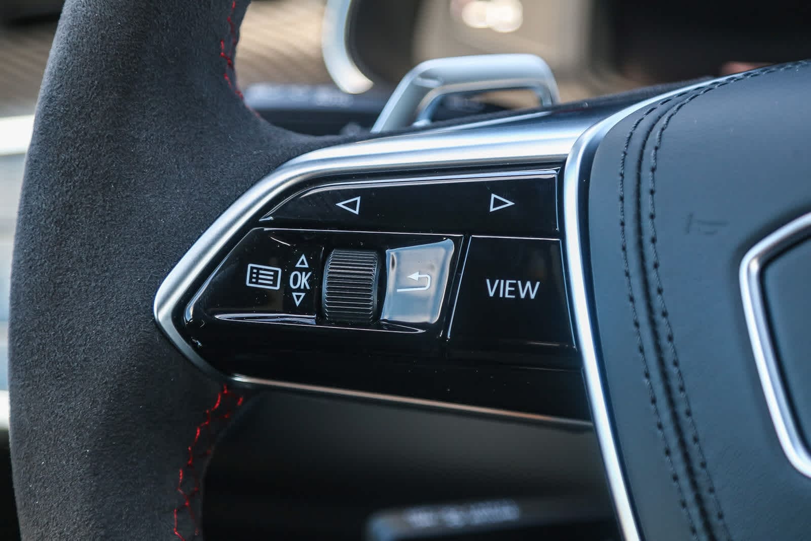 Thumbnail: 2026 Audi RS 7 - 21