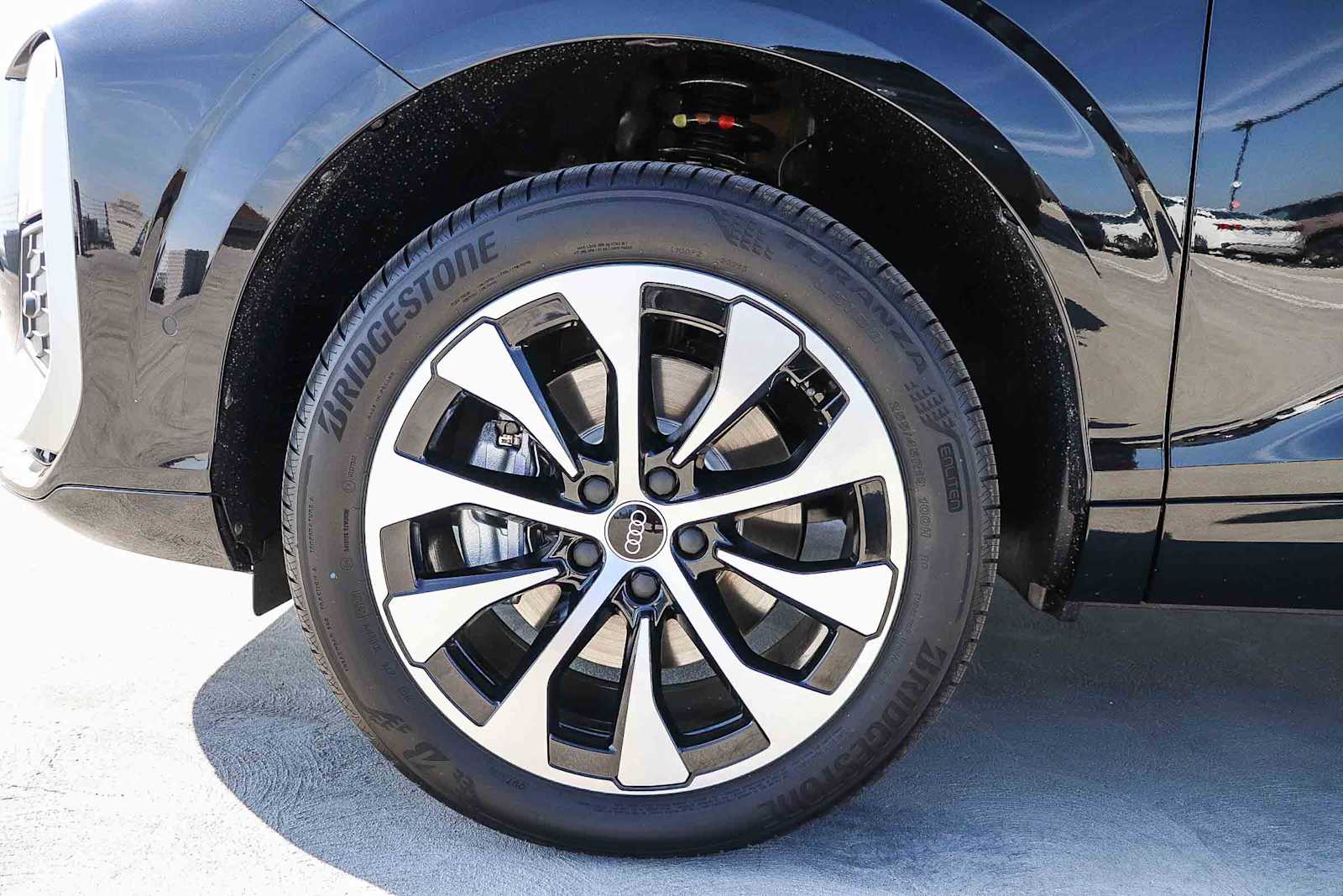 Thumbnail: 2026 Audi Q3 - 14