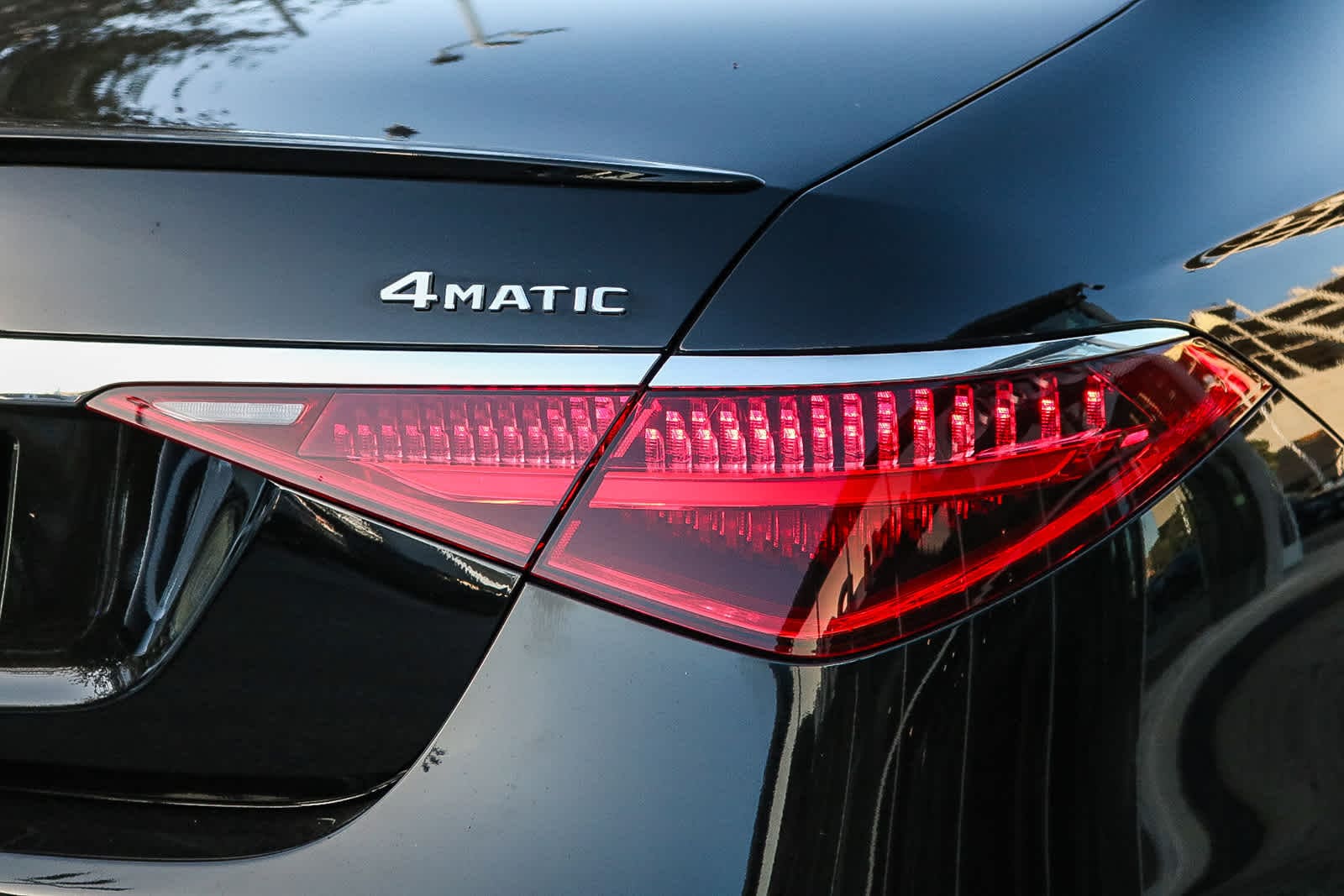 Thumbnail: 2022 Mercedes-Benz S-Class - 12