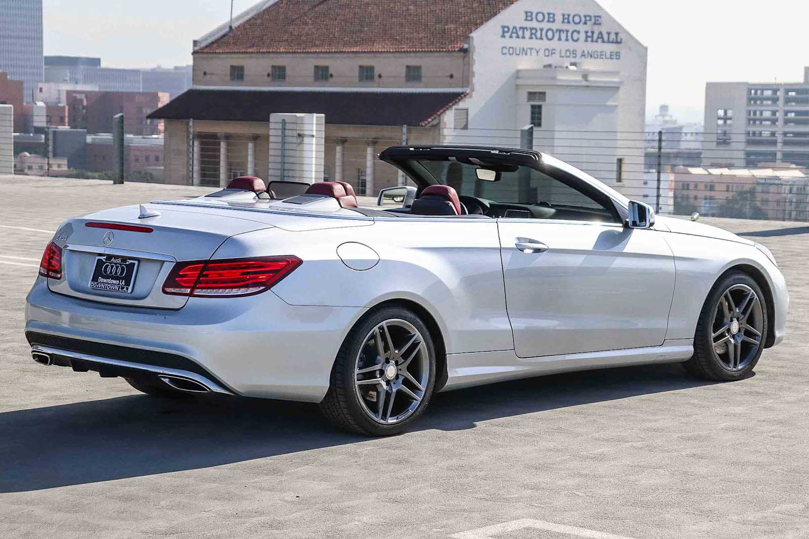 Thumbnail: 2016 Mercedes-Benz E-Class - 10