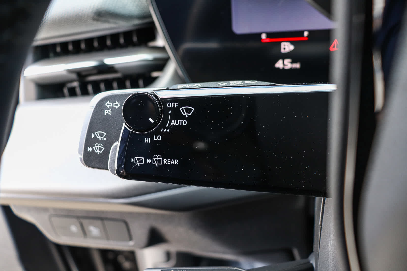 Thumbnail: 2026 Audi Q3 - 25