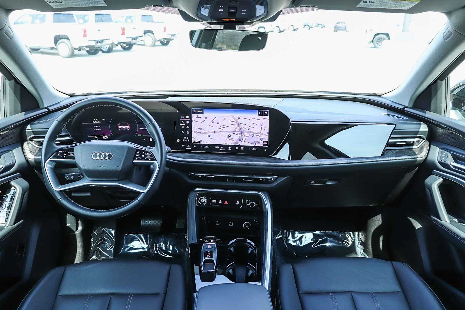 Thumbnail: 2025 Audi Q5 - 16