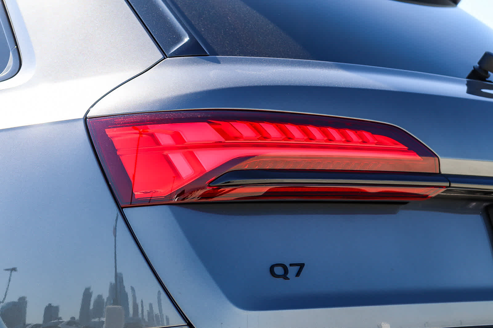 Thumbnail: 2026 Audi Q7 - 12