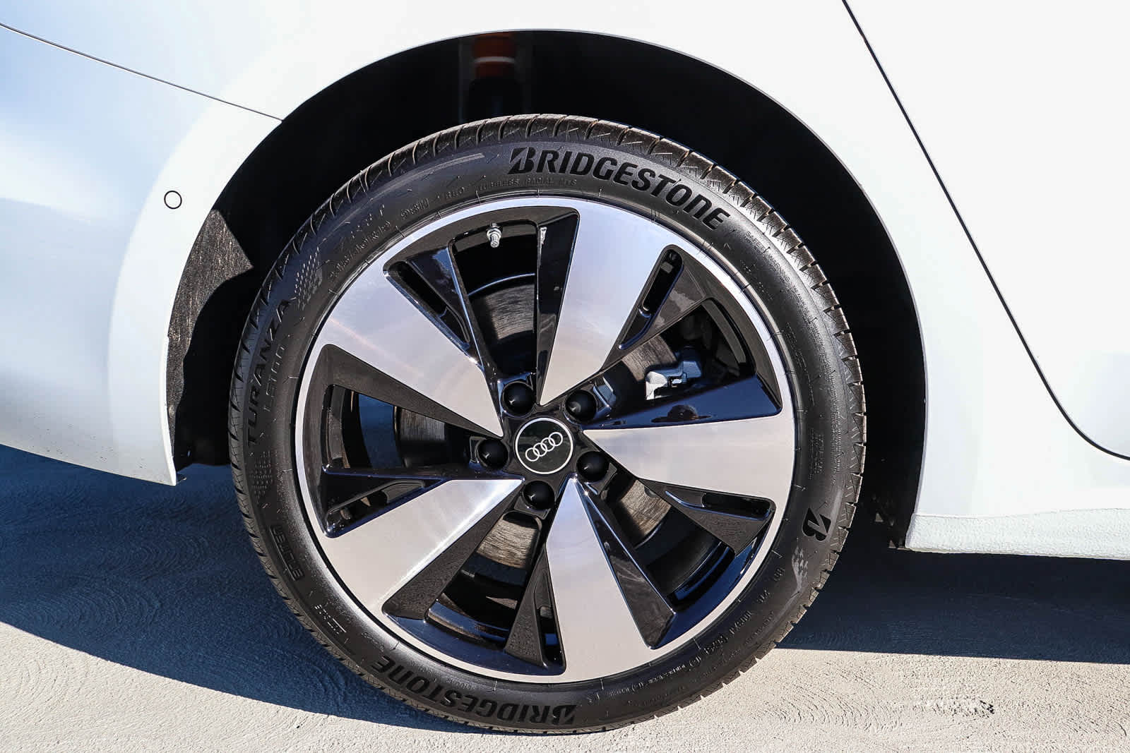 Thumbnail: 2025 Audi A5 - 13