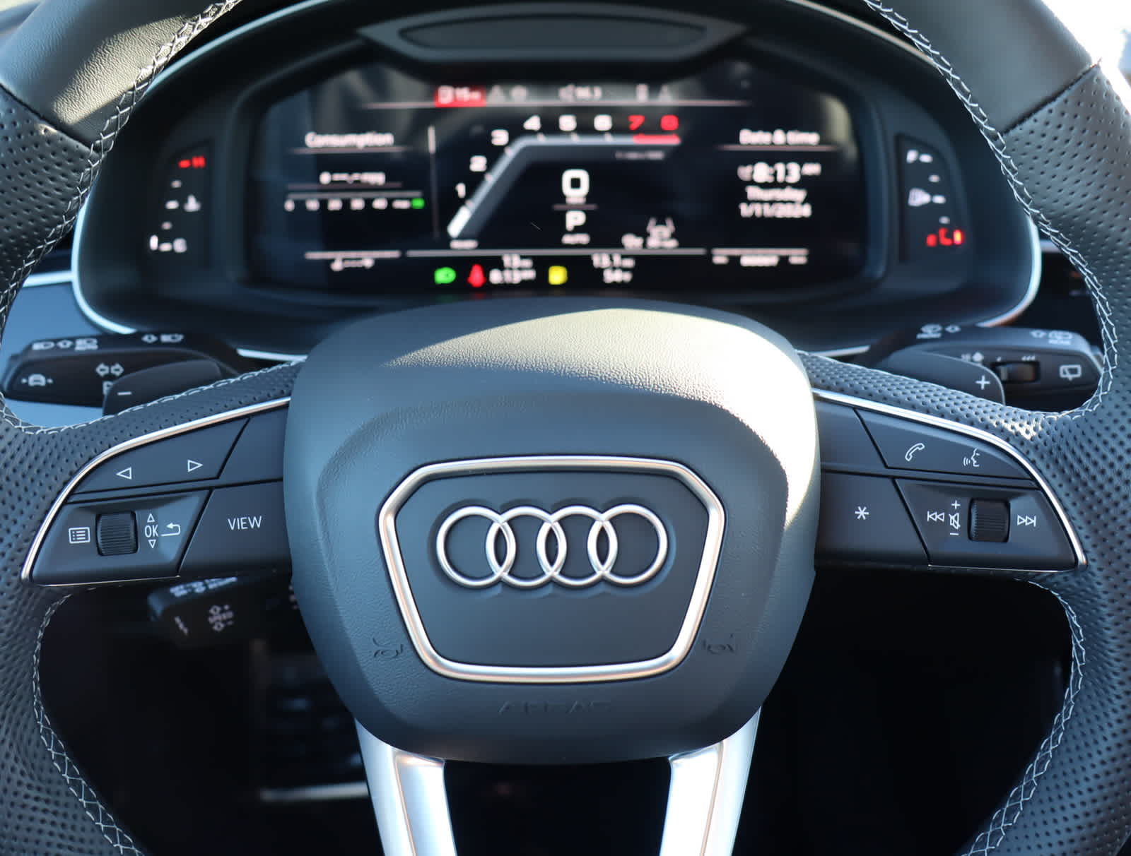 Thumbnail: 2024 Audi SQ7 - 22