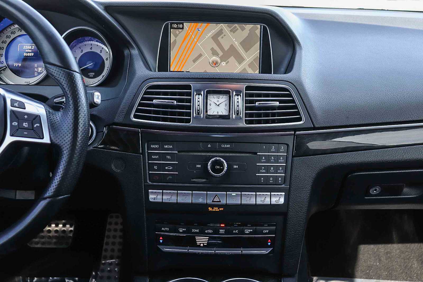 Thumbnail: 2016 Mercedes-Benz E-Class - 23