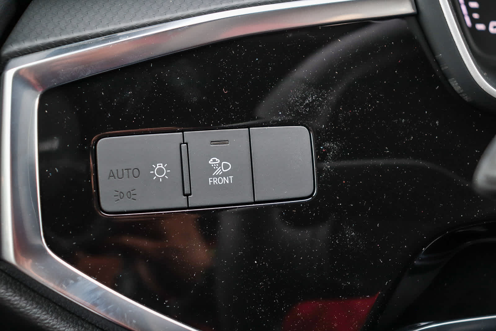 Thumbnail: 2025 Audi Q3 - 32