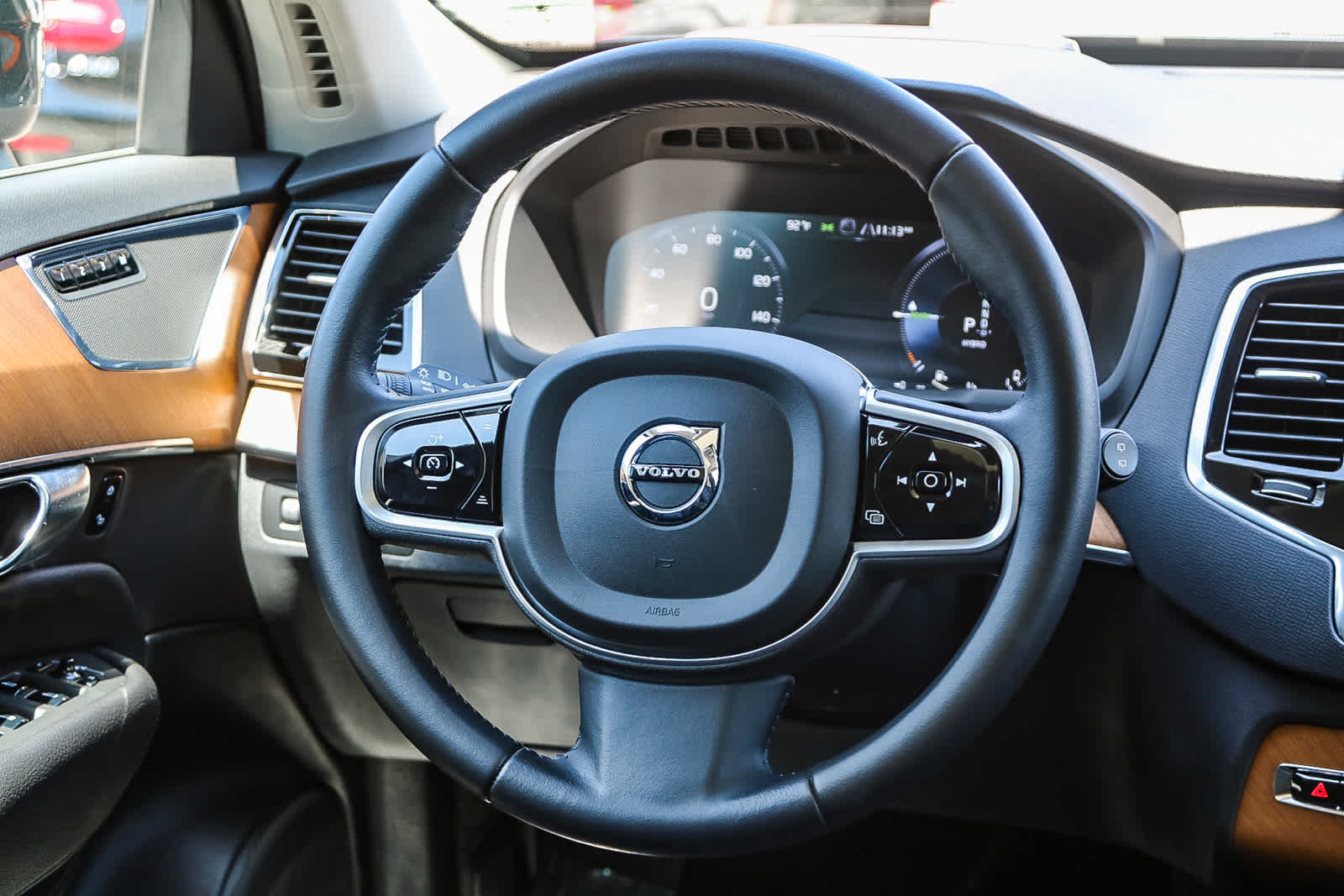 Thumbnail: 2022 Volvo XC90 - 15