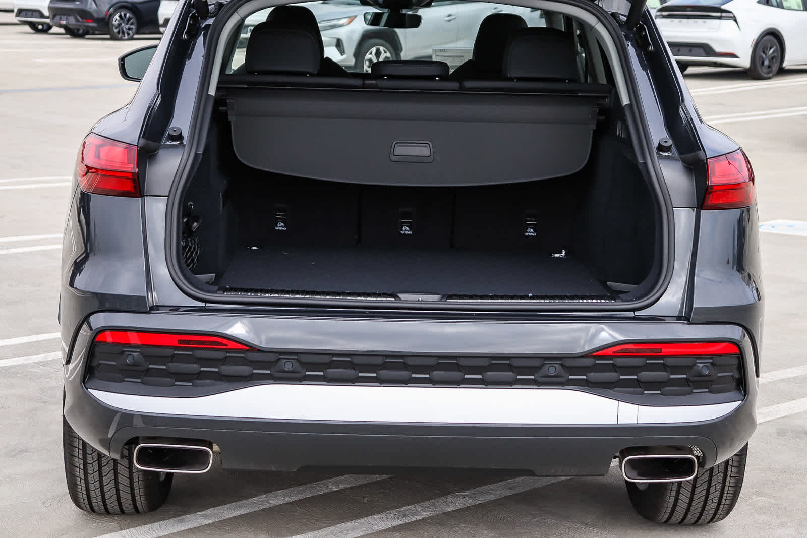 Thumbnail: 2025 Audi Q5 - 36