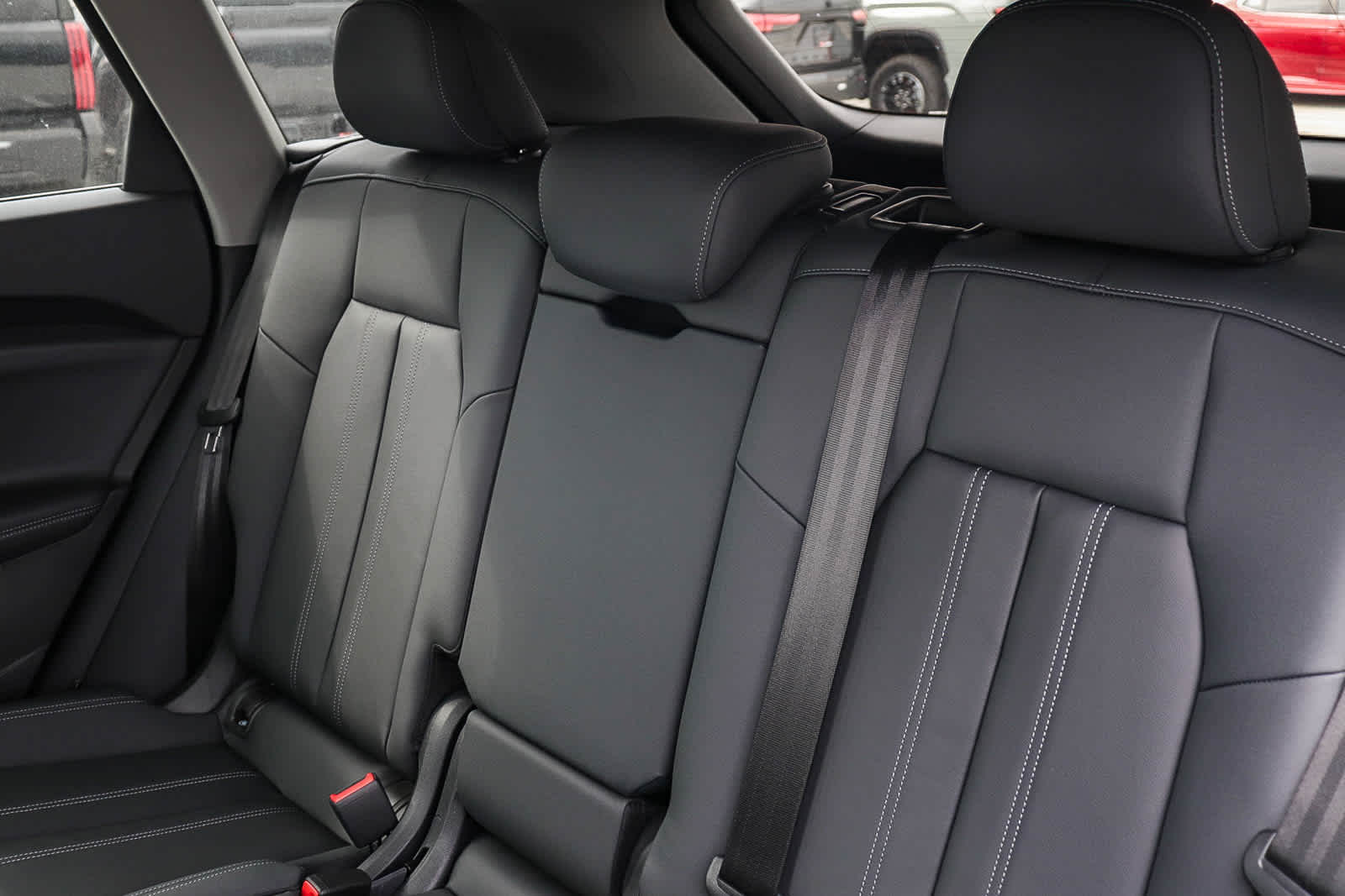 Thumbnail: 2025 Audi Q5 - 23