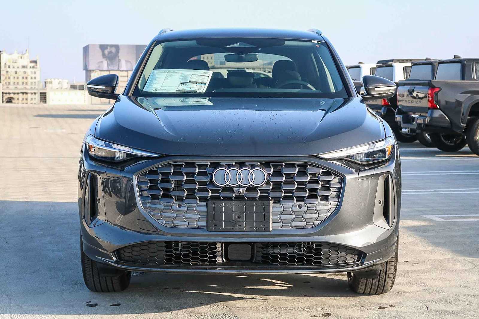 Thumbnail: 2025 Audi Q5 - 2