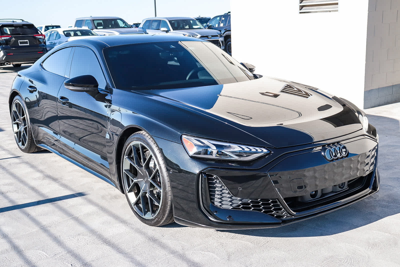 Thumbnail: 2025 Audi RS e-tron GT - 3