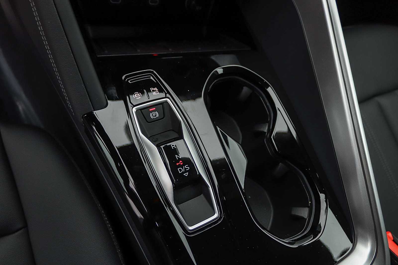 Thumbnail: 2026 Audi Q5 - 24
