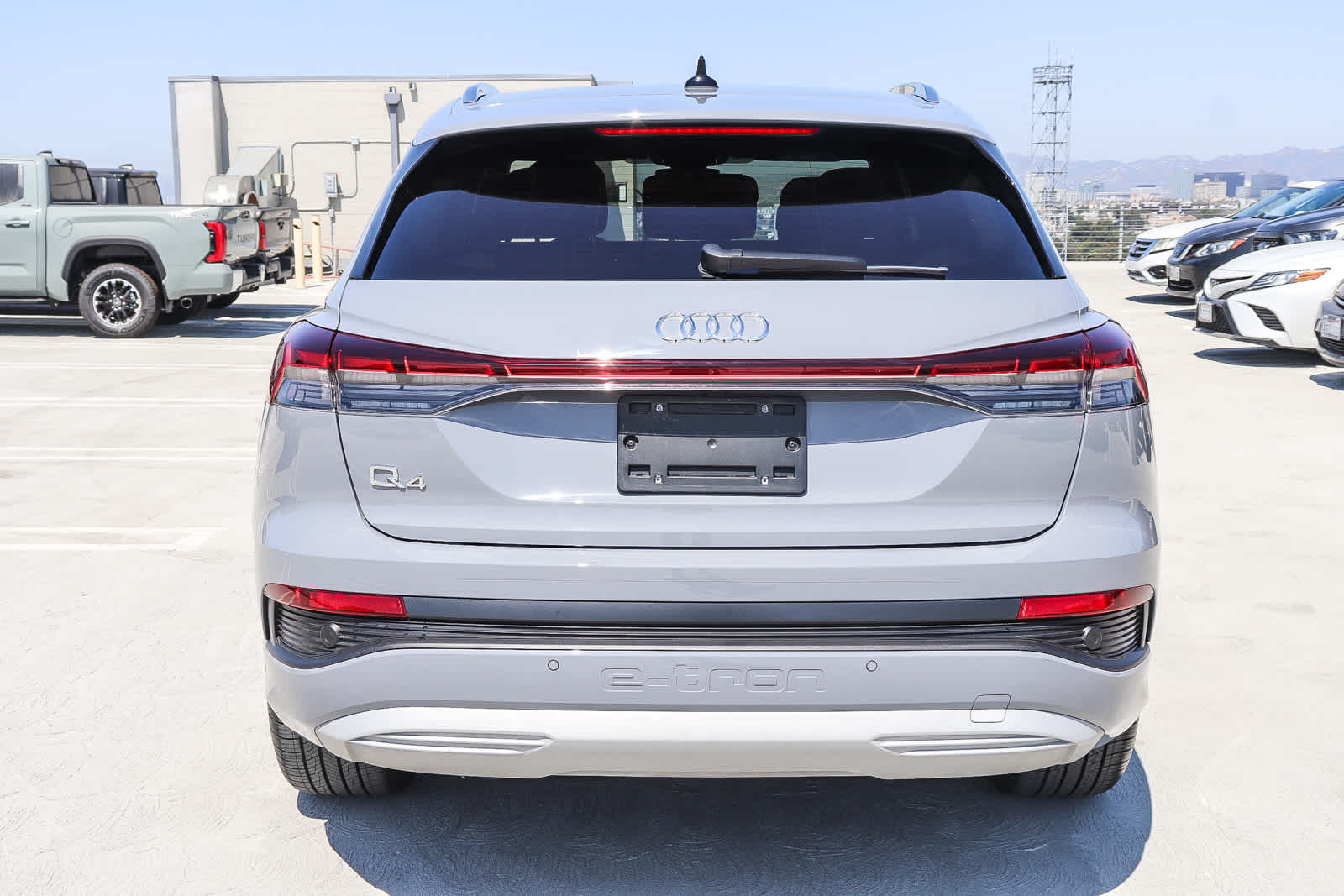Thumbnail: 2023 Audi Q4 e-tron - 5