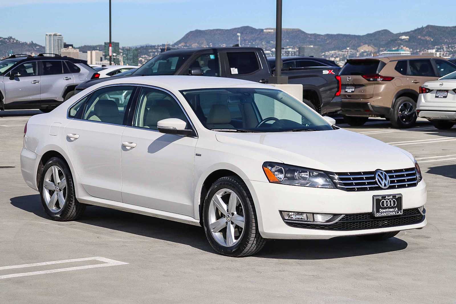 Thumbnail: 2015 Volkswagen Passat - 3
