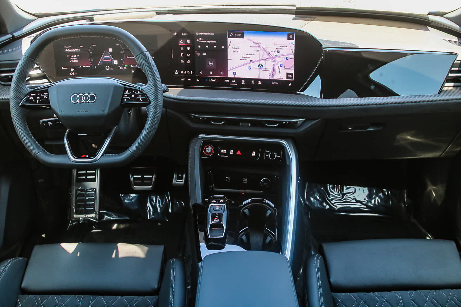 Thumbnail: 2025 Audi SQ5 - 12