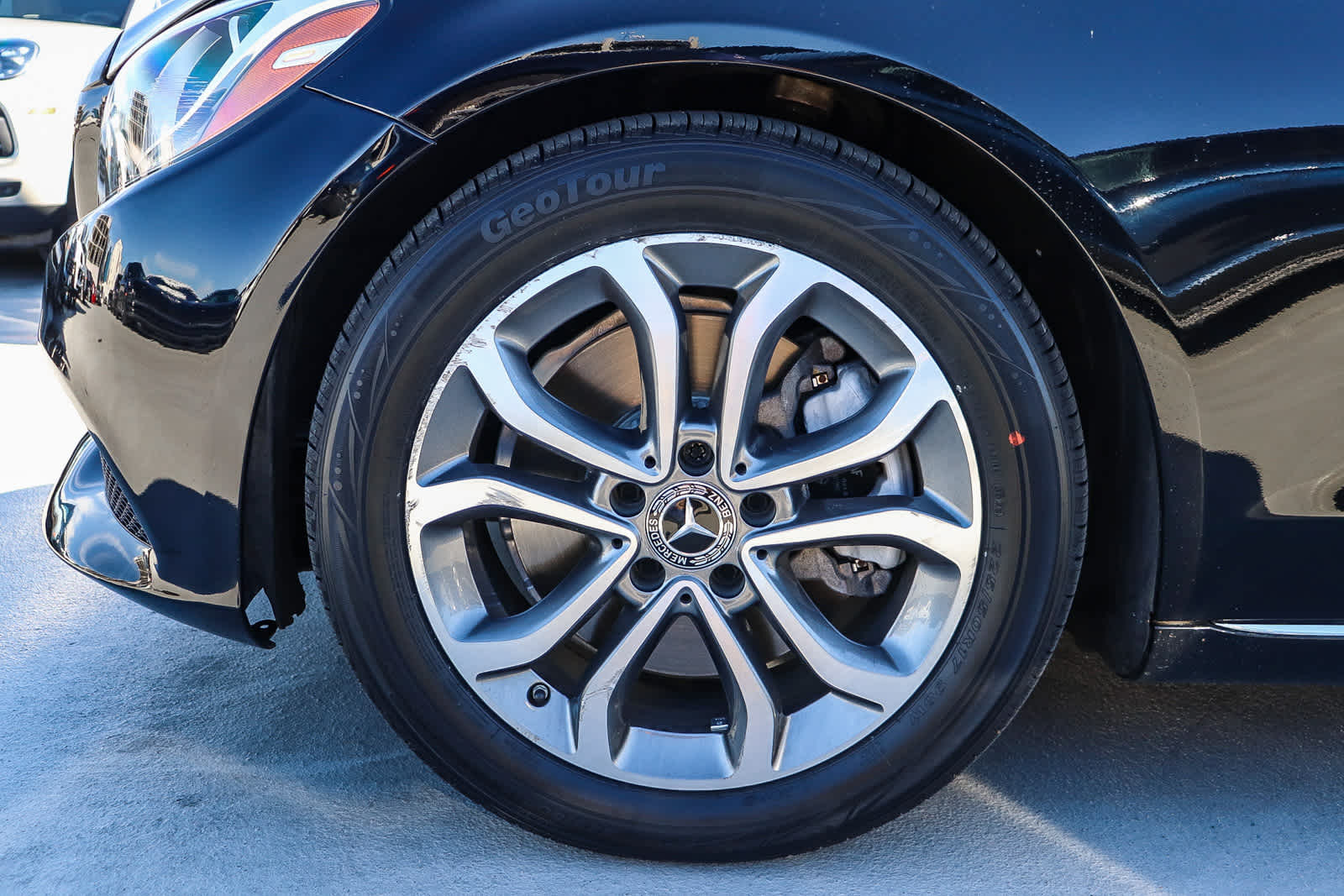 Thumbnail: 2018 Mercedes-Benz C-Class - 11