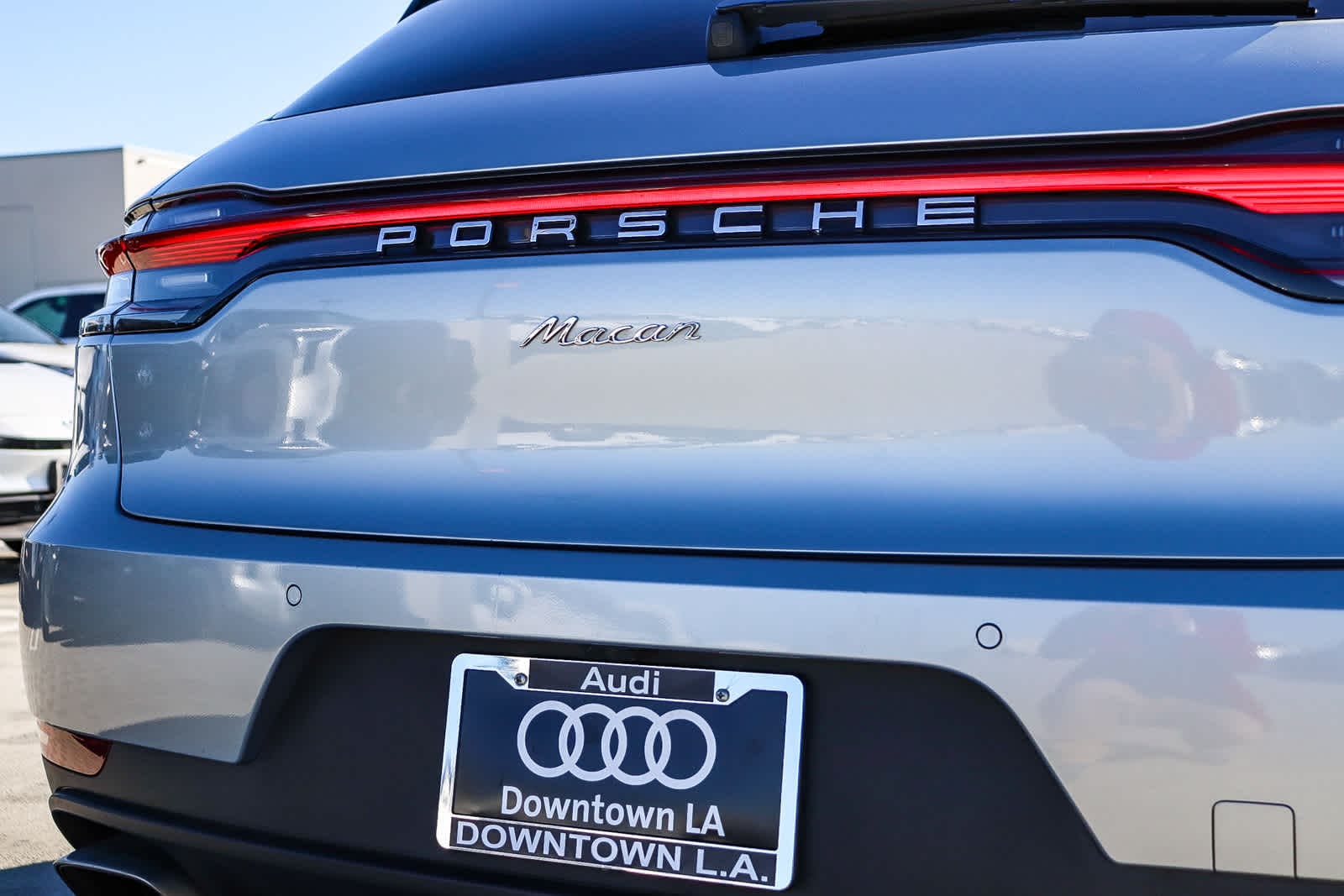 Thumbnail: 2020 Porsche Macan - 11