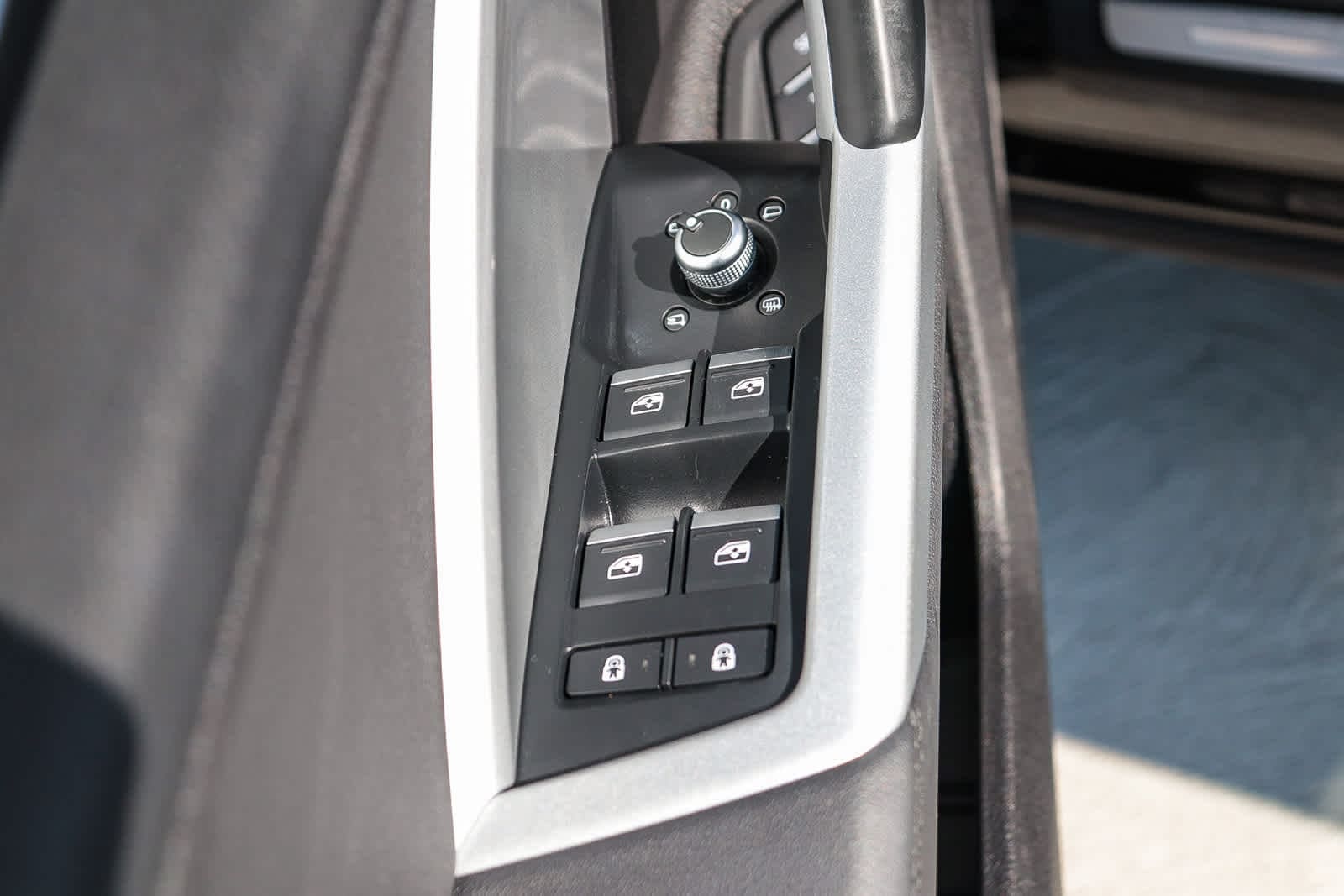 Thumbnail: 2023 Audi Q3 - 26