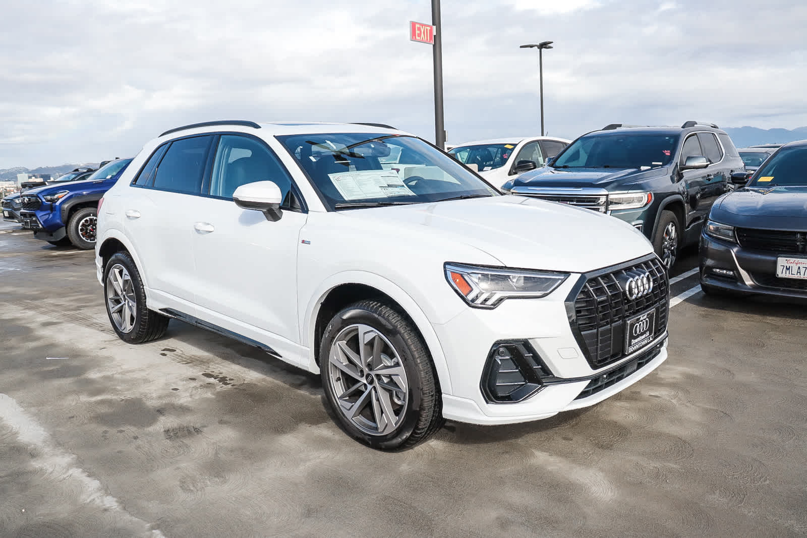 Thumbnail: 2025 Audi Q3 - 3