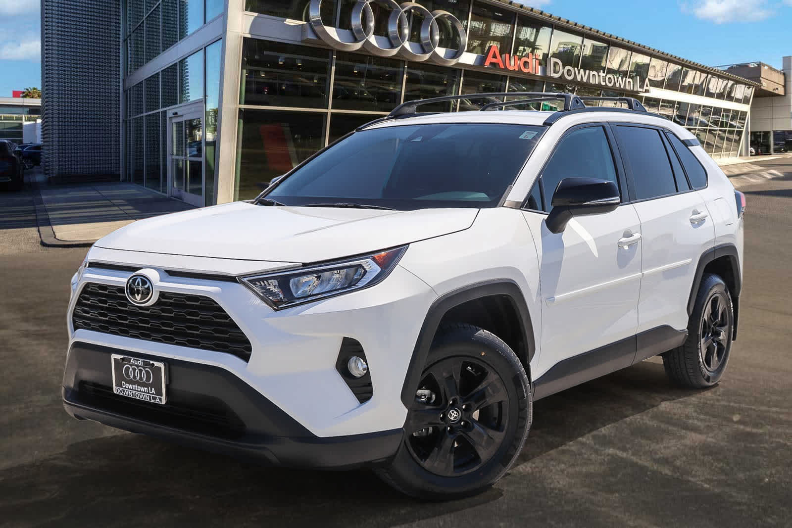 Thumbnail: 2021 Toyota RAV4 - 1