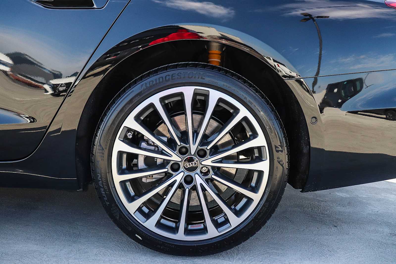 Thumbnail: 2026 Audi A6 - 13