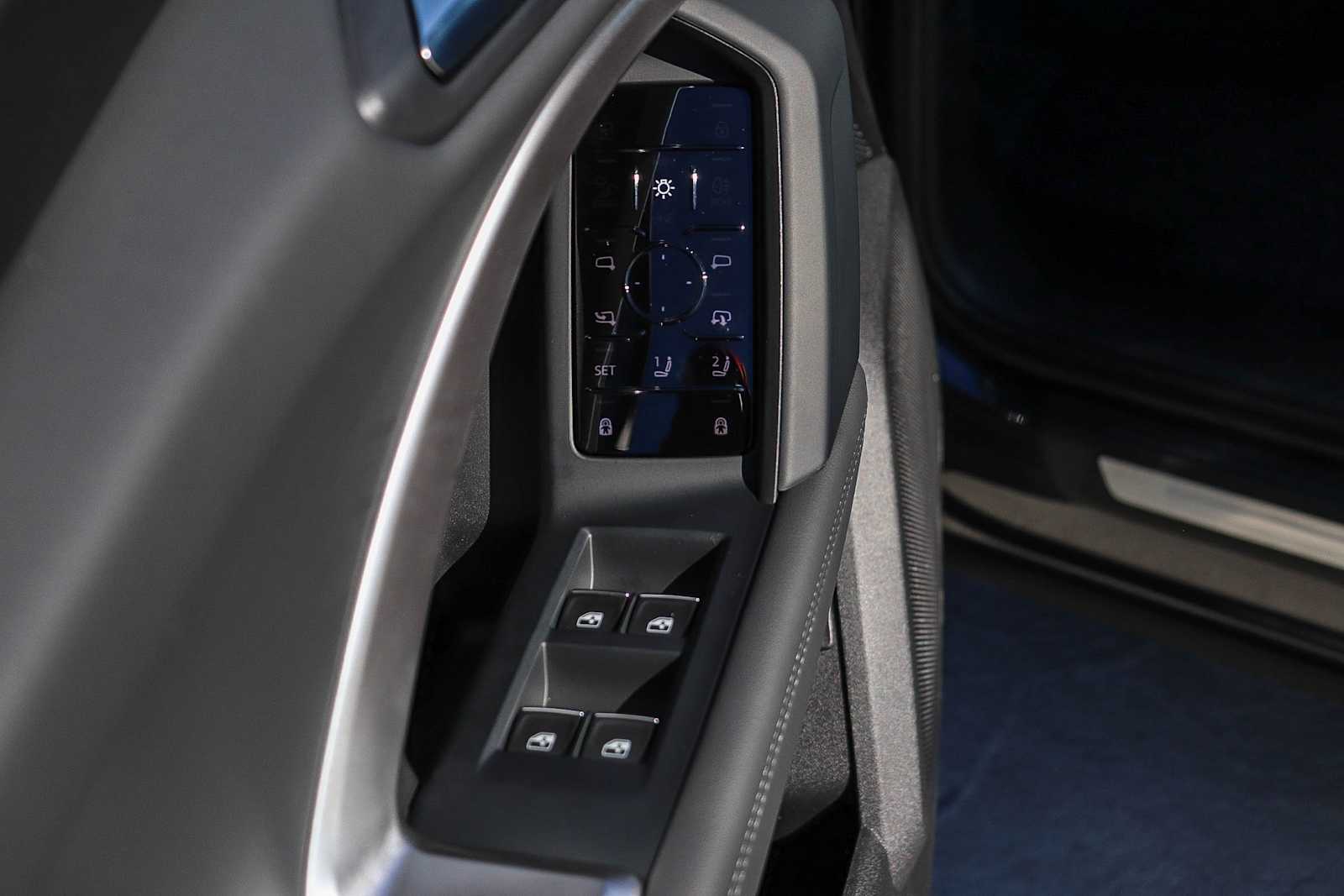 Thumbnail: 2025 Audi Q5 - 26