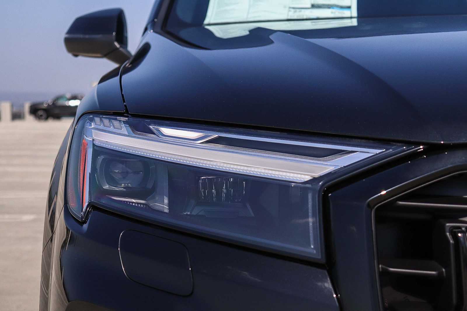 Thumbnail: 2026 Audi Q7 - 9