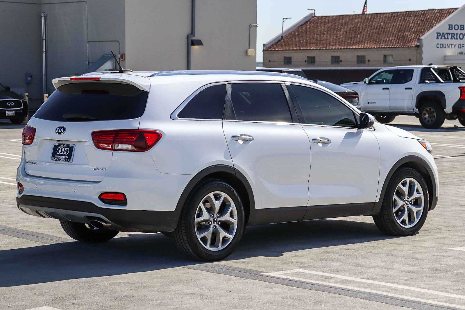 Thumbnail: 2019 Kia Sorento - 4