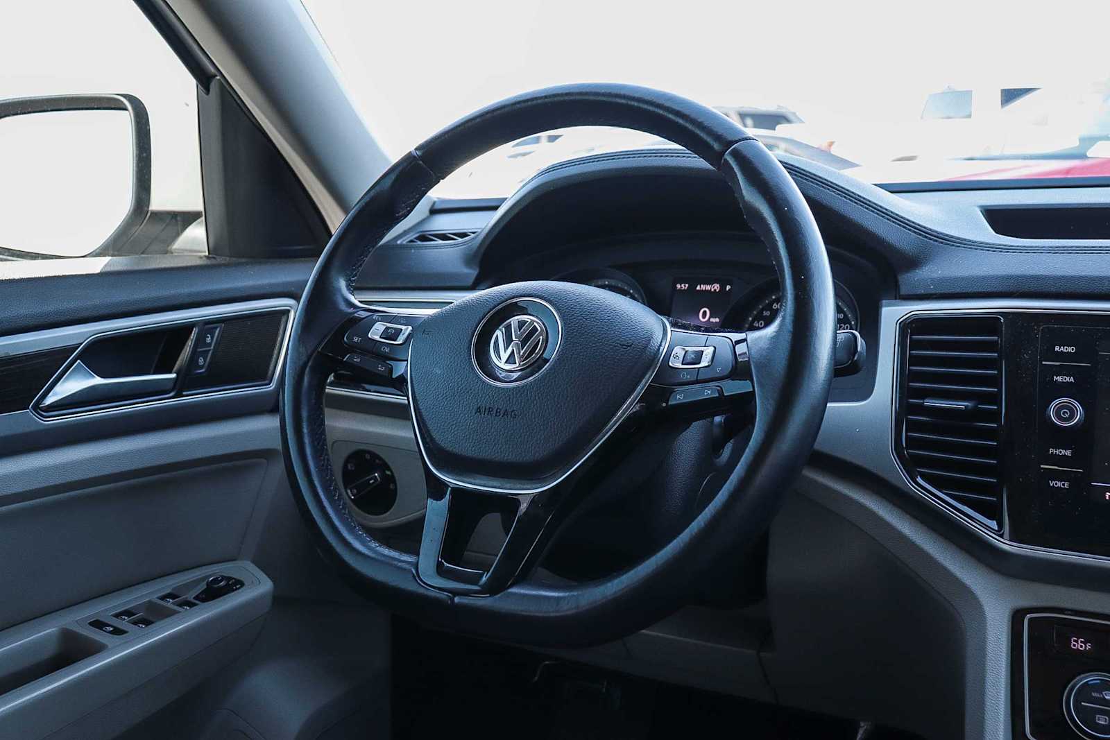 Thumbnail: 2018 Volkswagen Atlas - 20