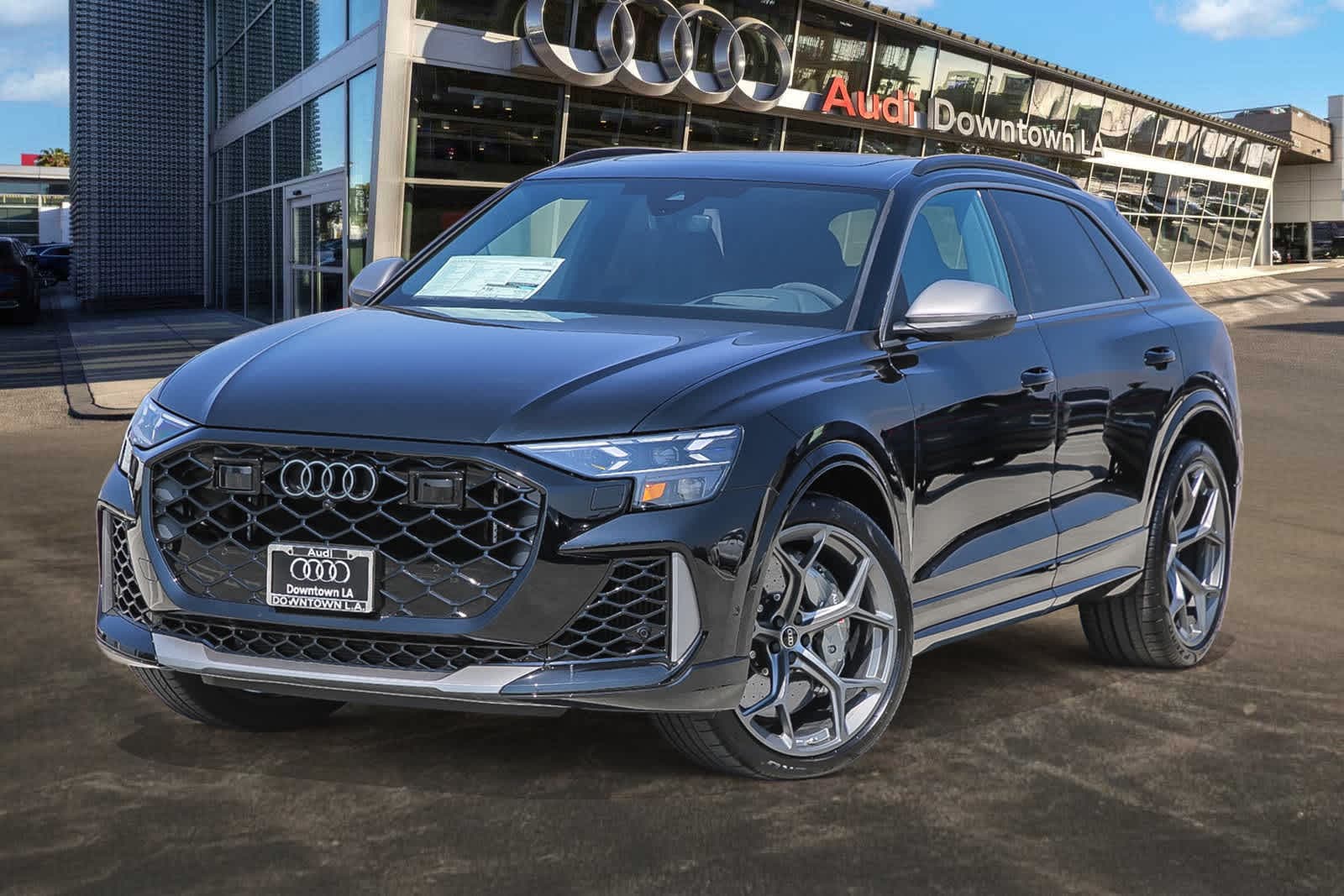 2025 Audi RS Q8 4.0T -
                  Los Angeles, CA