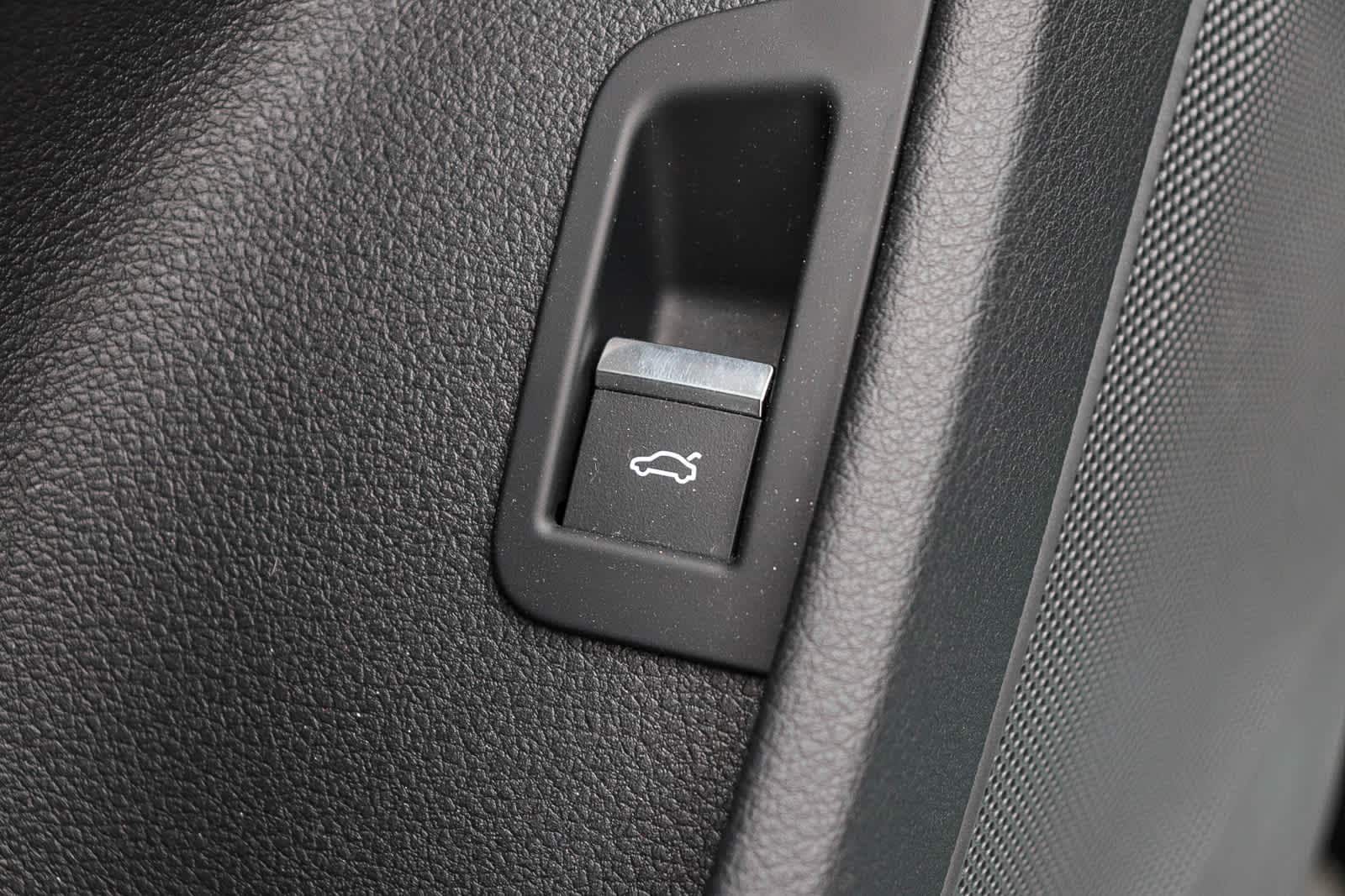 Thumbnail: 2023 Audi Q7 - 29