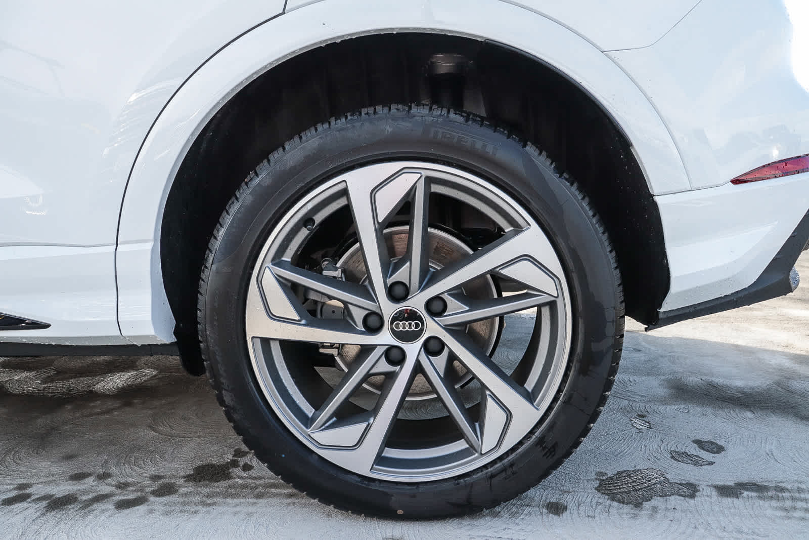 Thumbnail: 2025 Audi Q3 - 13