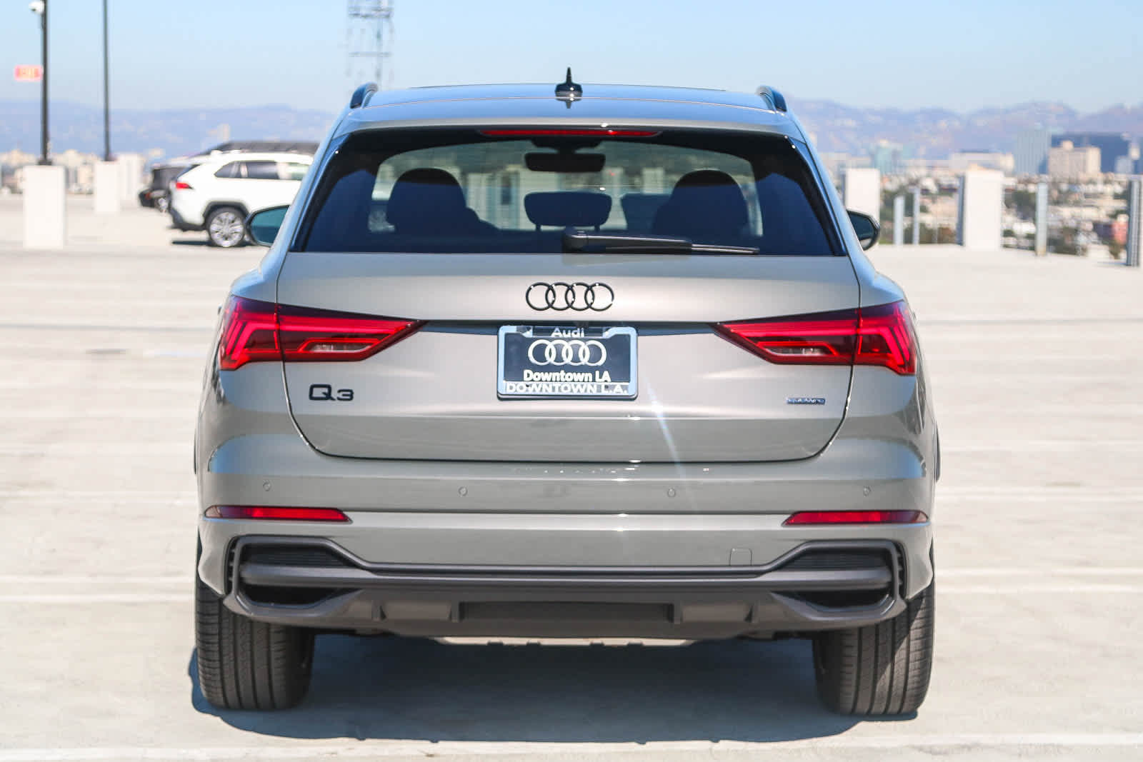 Thumbnail: 2025 Audi Q3 - 9