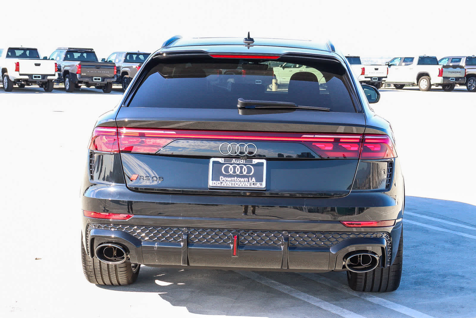 Thumbnail: 2025 Audi RS Q8 - 6