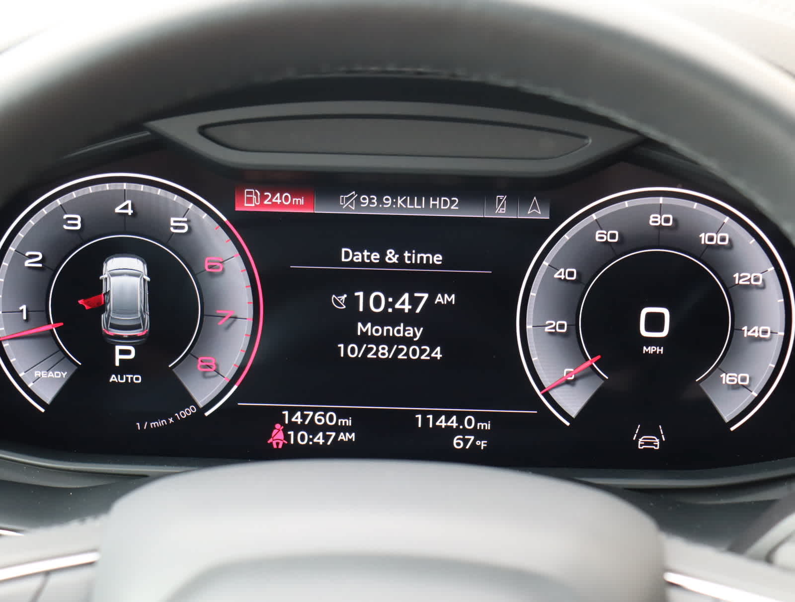 Thumbnail: 2023 Audi Q8 - 21