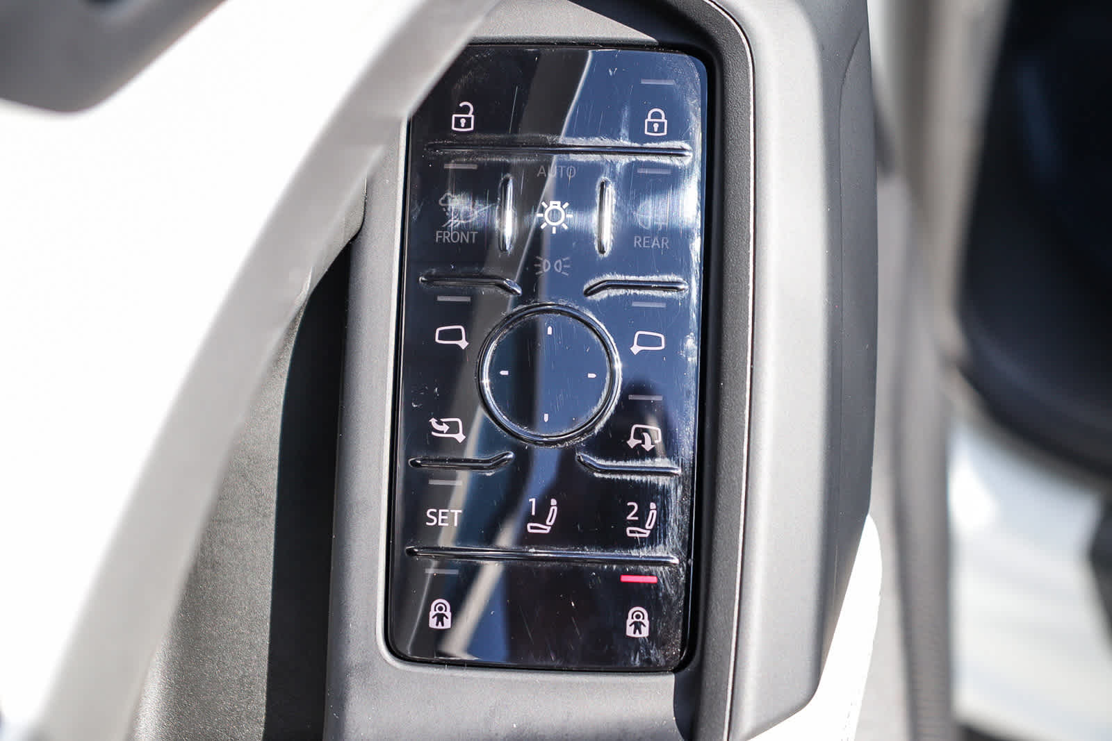 Thumbnail: 2025 Audi Q5 - 30