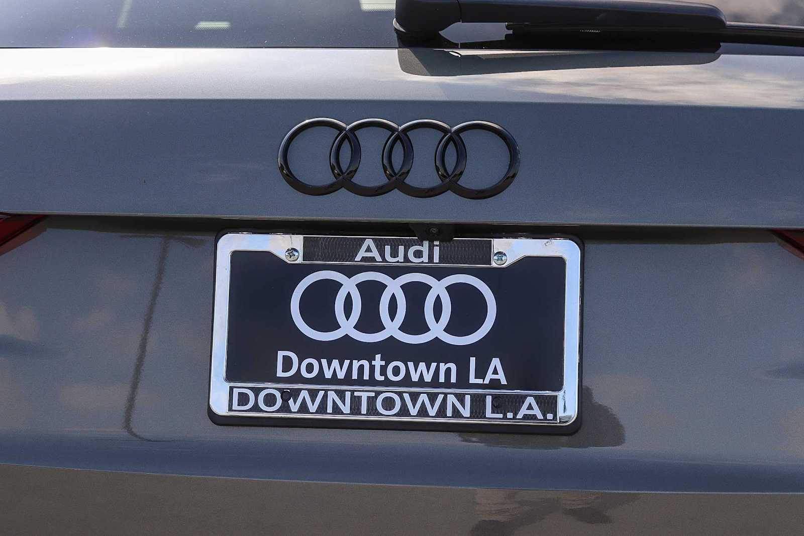 Thumbnail: 2023 Audi Q3 - 10