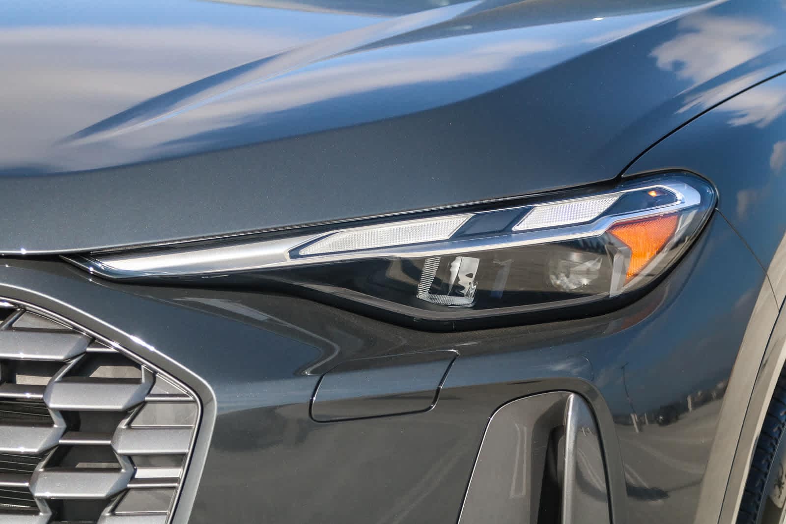 Thumbnail: 2025 Audi Q5 - 5