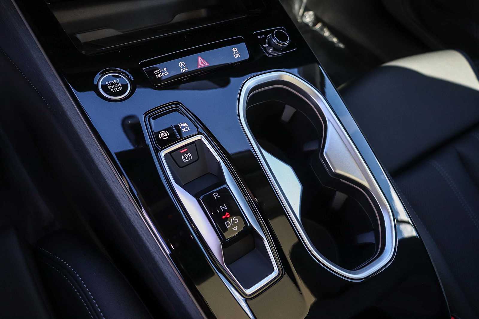 Thumbnail: 2026 Audi A6 - 24