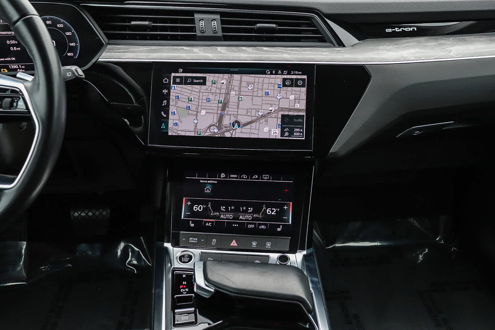 Thumbnail: 2022 Audi e-tron - 17